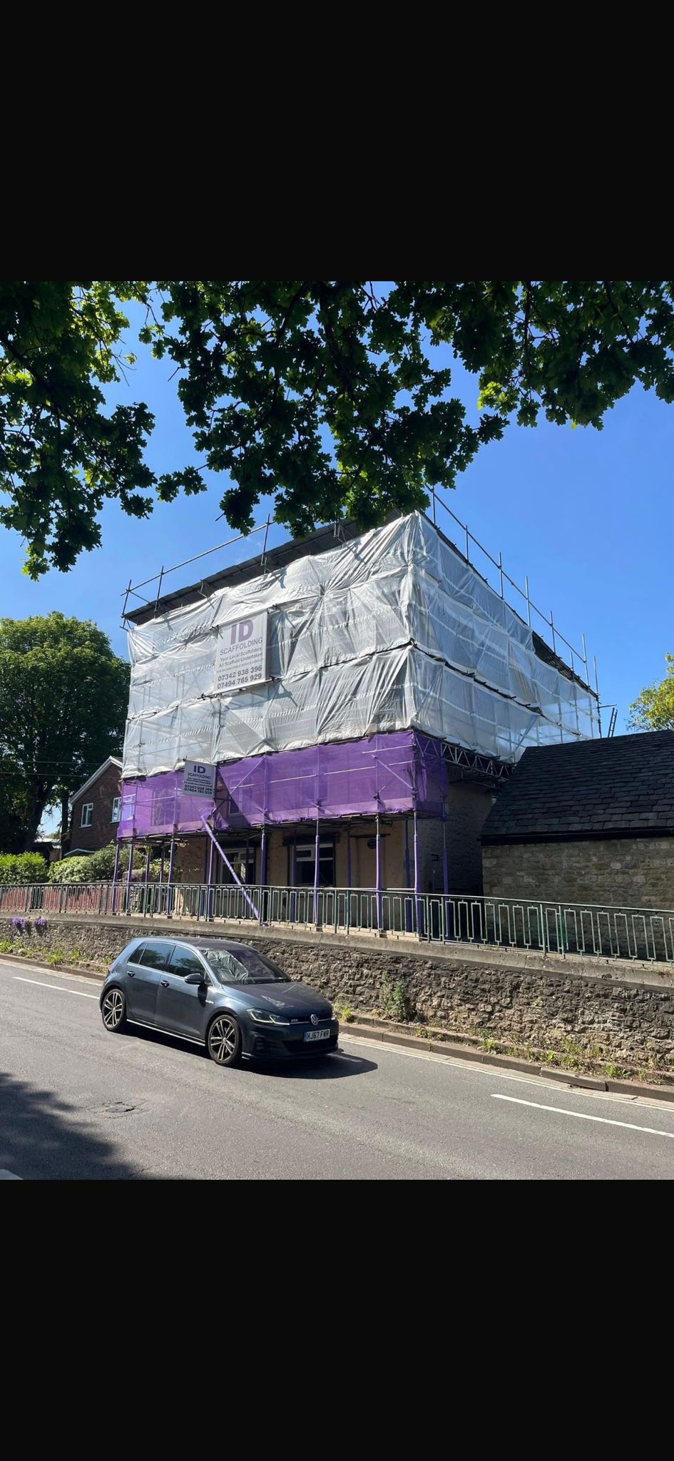 Temporary roof scaffolding project