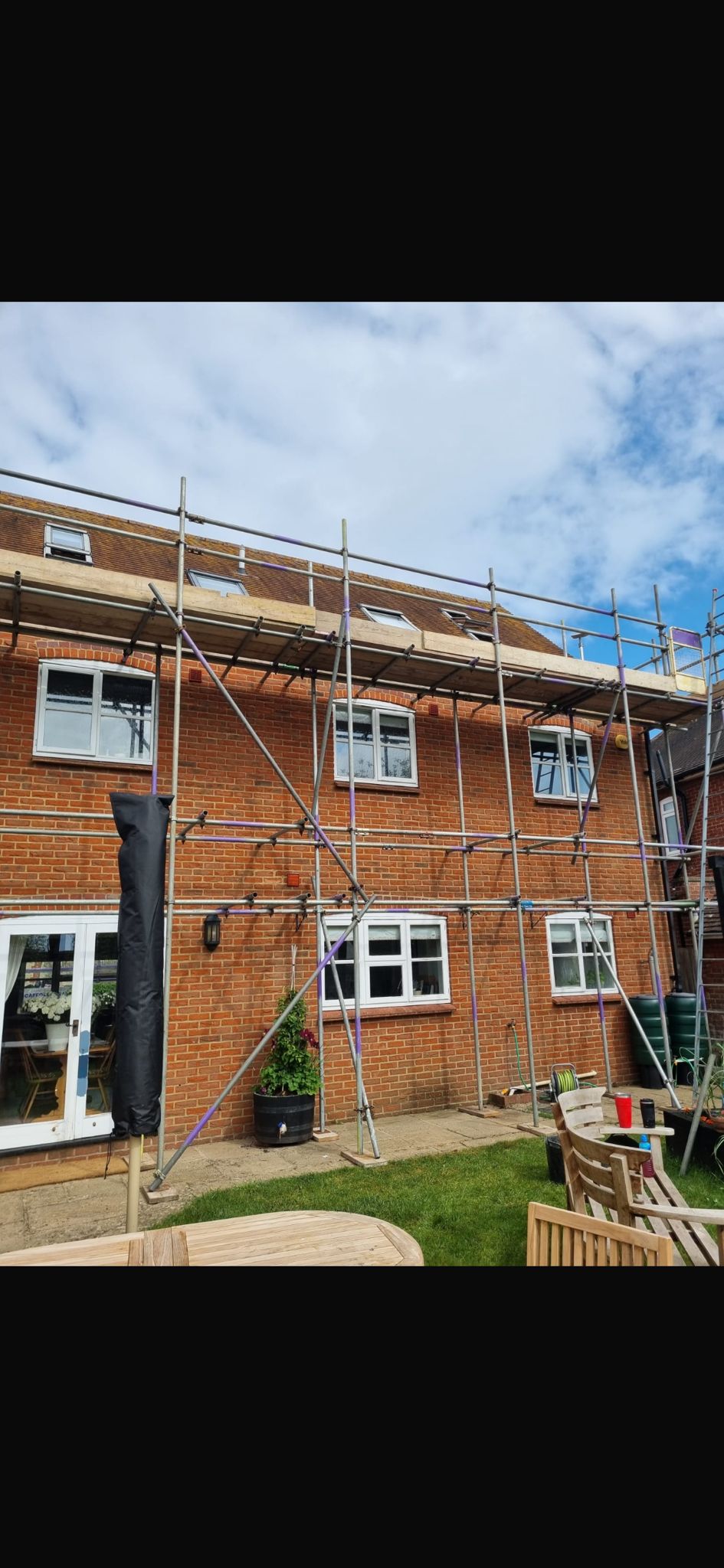 Scaffold setup and dismantling